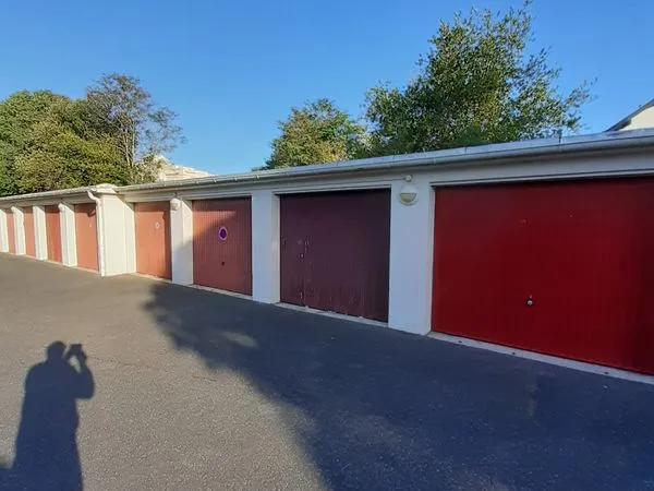 Garage / box