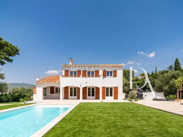 Villa 6 pièces 185 m²