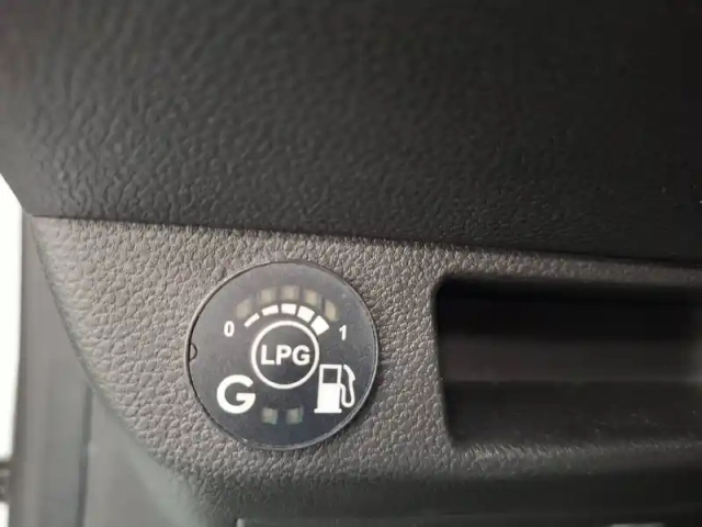 Renault Clio tce 100 gpl — photo 12
