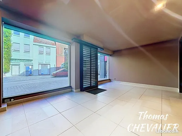 Local commercial 90 m²
