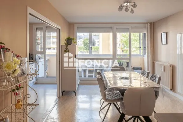 Appartement 5 pièces 99 m²