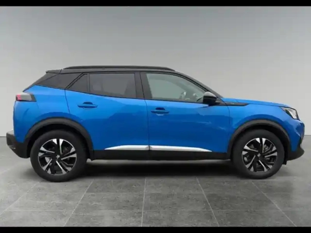 Peugeot 2008 e- 136ch gt — photo 6