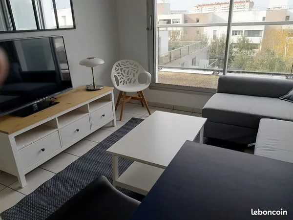 T3 meublé, parking, clim, chartrons