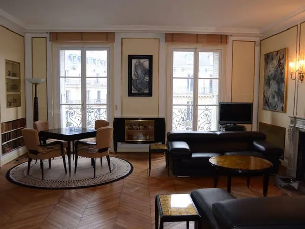 Appartement 5 pièces 183 m²