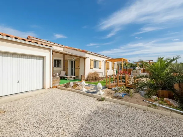 Villa plain pied 115m² 4 chambres sur terrain de 521m² avec garage
