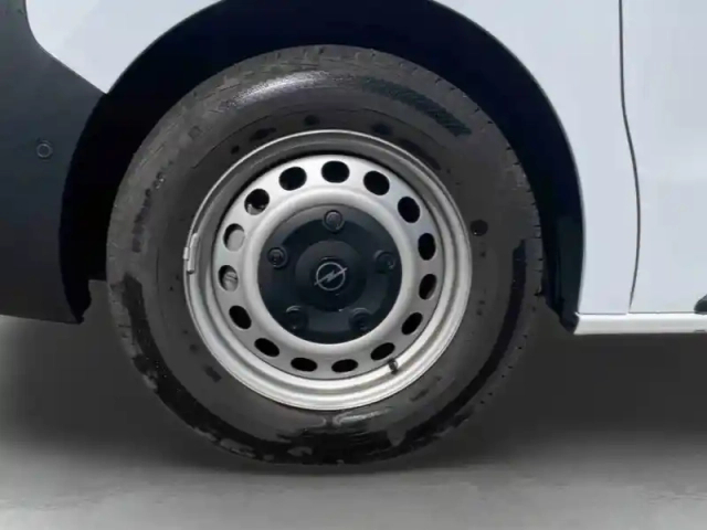 Opel Vivaro fg m 2.0 bluehdi 145ch pack premium connect 3 places + plancher — photo 25