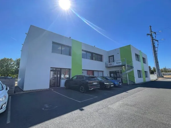 Bureaux 128 m²