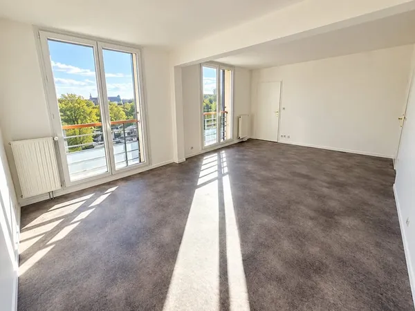 APPARTEMENT 56M2 RESIDENCE RECENTE AVEC ASCENSEUR PROCHE PAR
