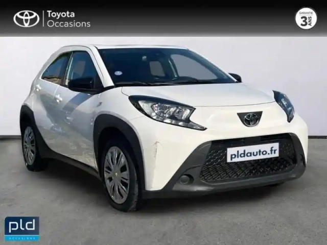 Toyota Aygo x 1.0 vvt-i 72ch dynamic — photo 6