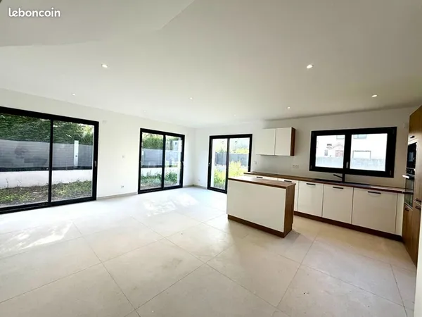 Maison 4 pièces 100 m²