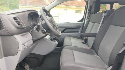 Toyota ProAce Combi Long 1.5 D-4D 120 - Dynamic – 2021 – 114750 km – Diesel – Boîte Manuelle — photo 19