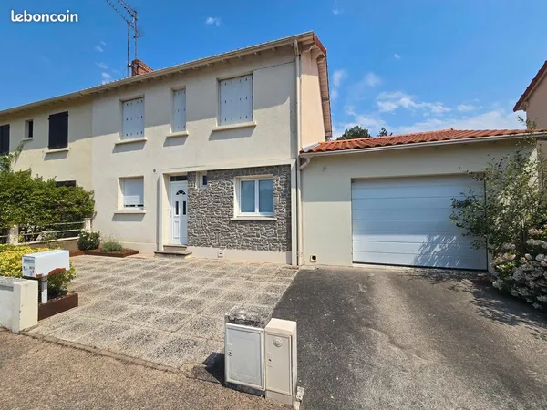 Maison 91 m² Trémentines T5