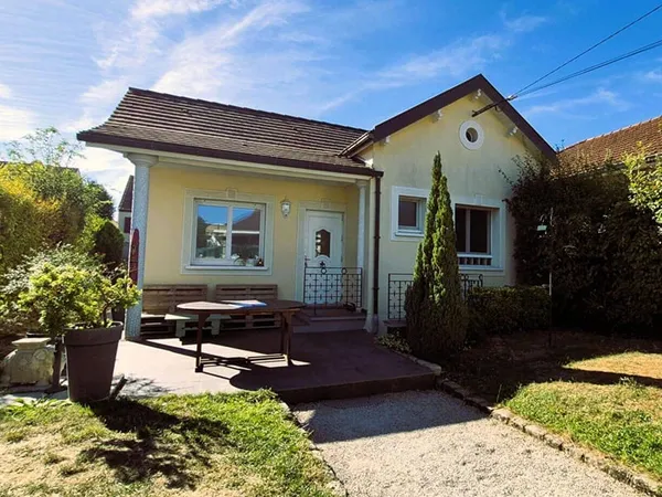 Maison de plain-pied 5 pièces 98 m²