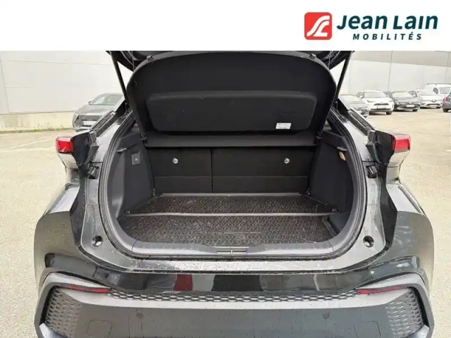 Toyota C-Hr hybride rechargeable 225 — photo 10