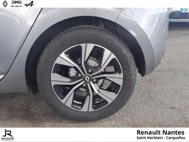 Renault Clio 1.0 tce 90ch evolution — photo 9