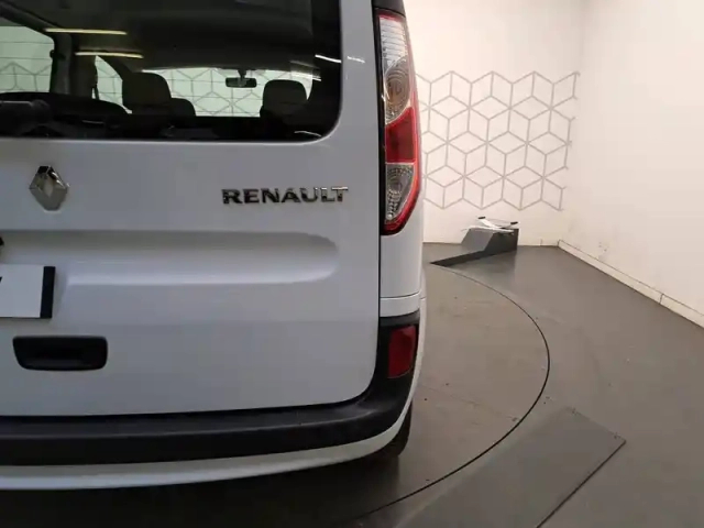 Renault Kangoo blue dci 80 — photo 12