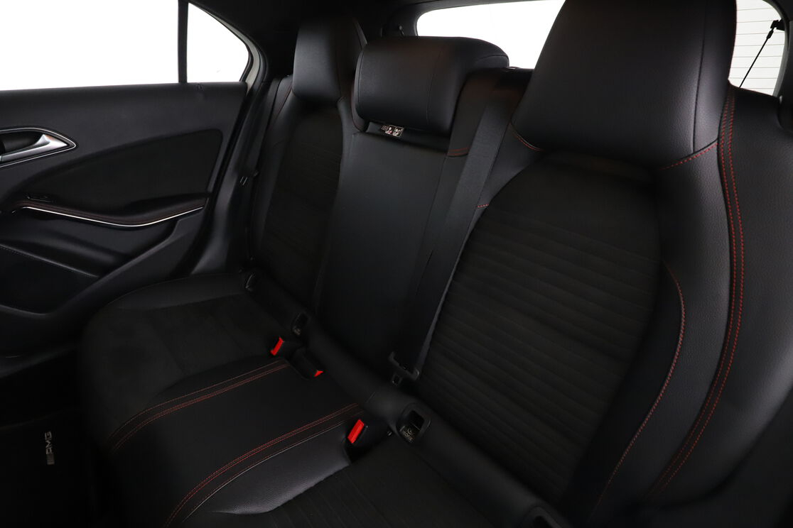 Mercedes-Benz Classe A 180 Fascination — photo 13