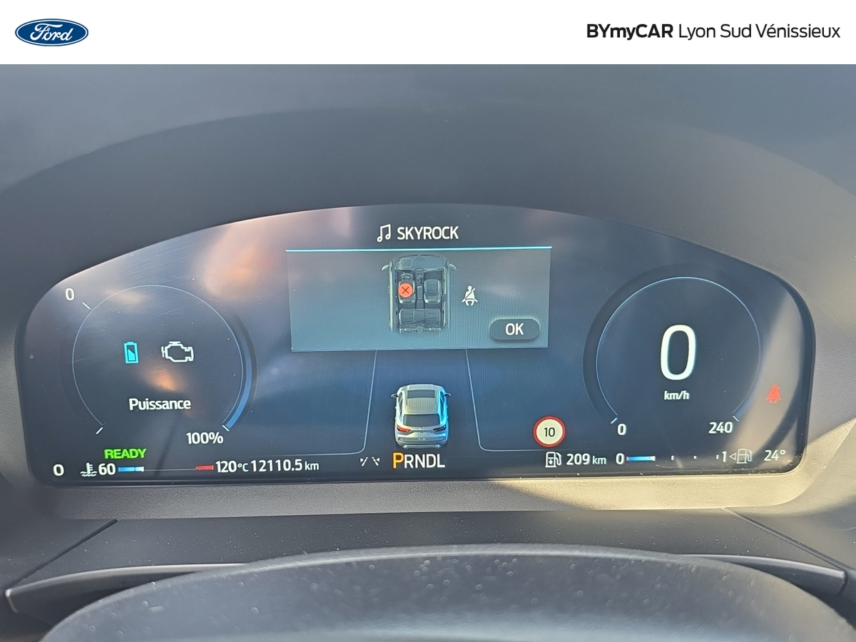 Ford Kuga 2.5 Duratec 180 ch FlexiFuel FHEV E85 Powershift — photo 30