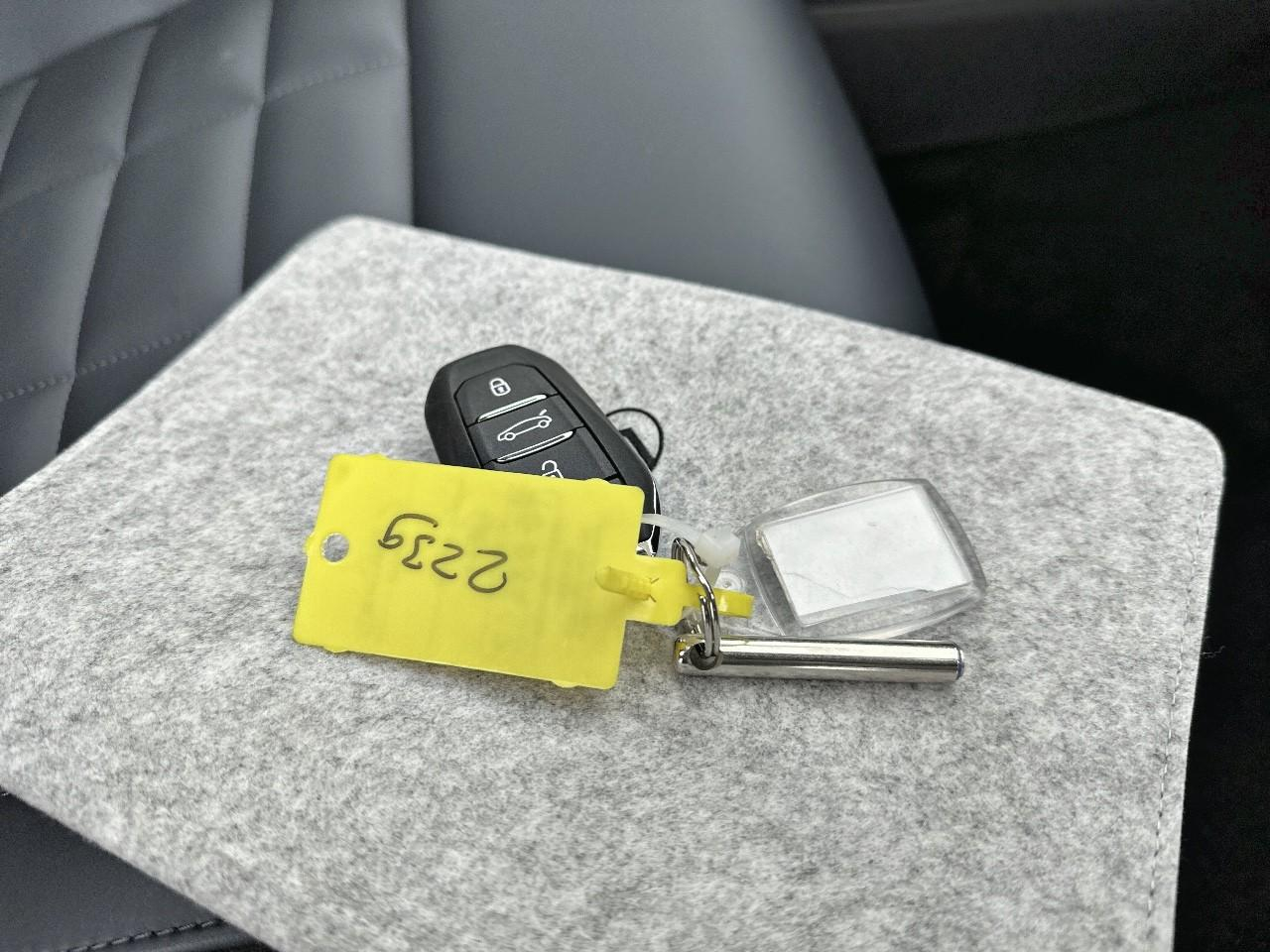Citroën C5 Aircross hybride 145 ch e-dcs6 max — photo 31