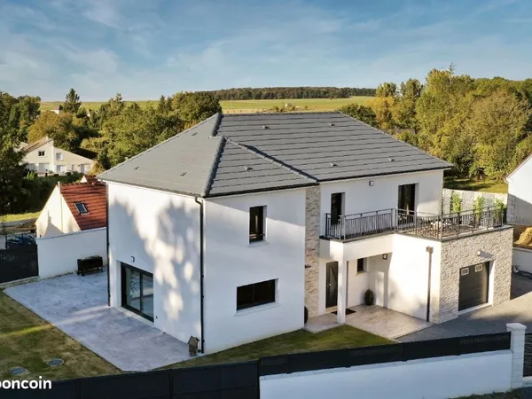 Maison 7 pièces 120 m²