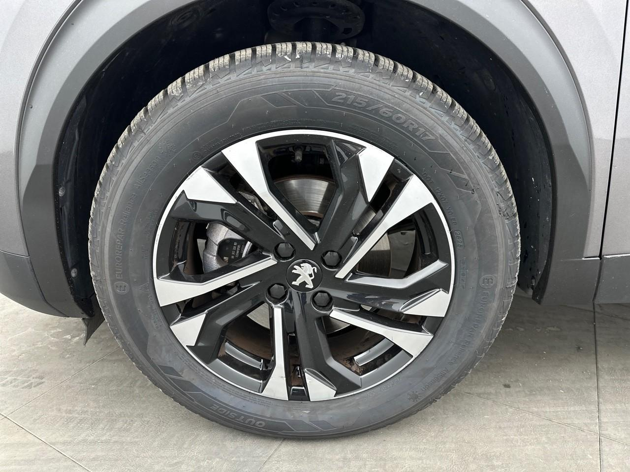 Peugeot 2008 bluehdi 130 s&s eat8 allure pack — photo 14