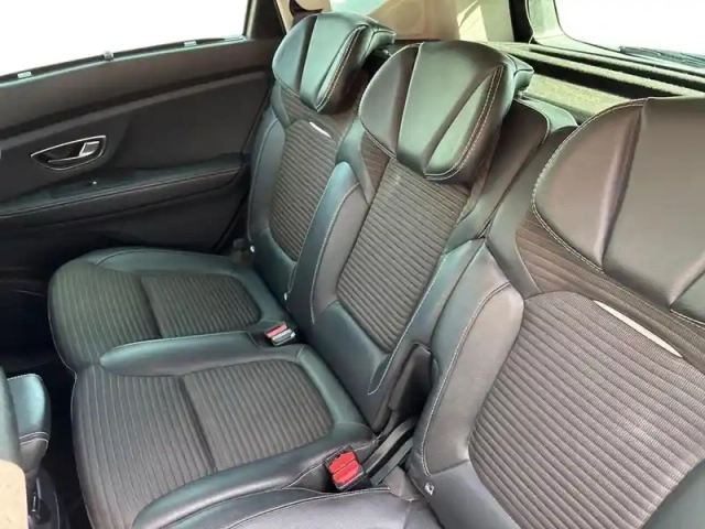 Renault Scenic 1.3 tce 160ch energy intens — photo 8