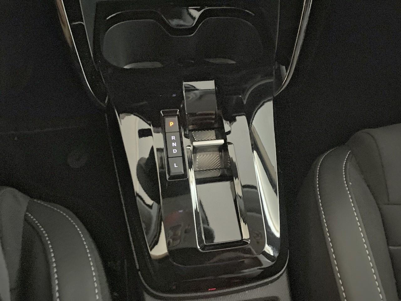 Citroën C3 hybride 110 ch automatique max — photo 17