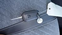 Peugeot 208 1.2 Hybrid 100ch Allure e-DCS6 — photo 16