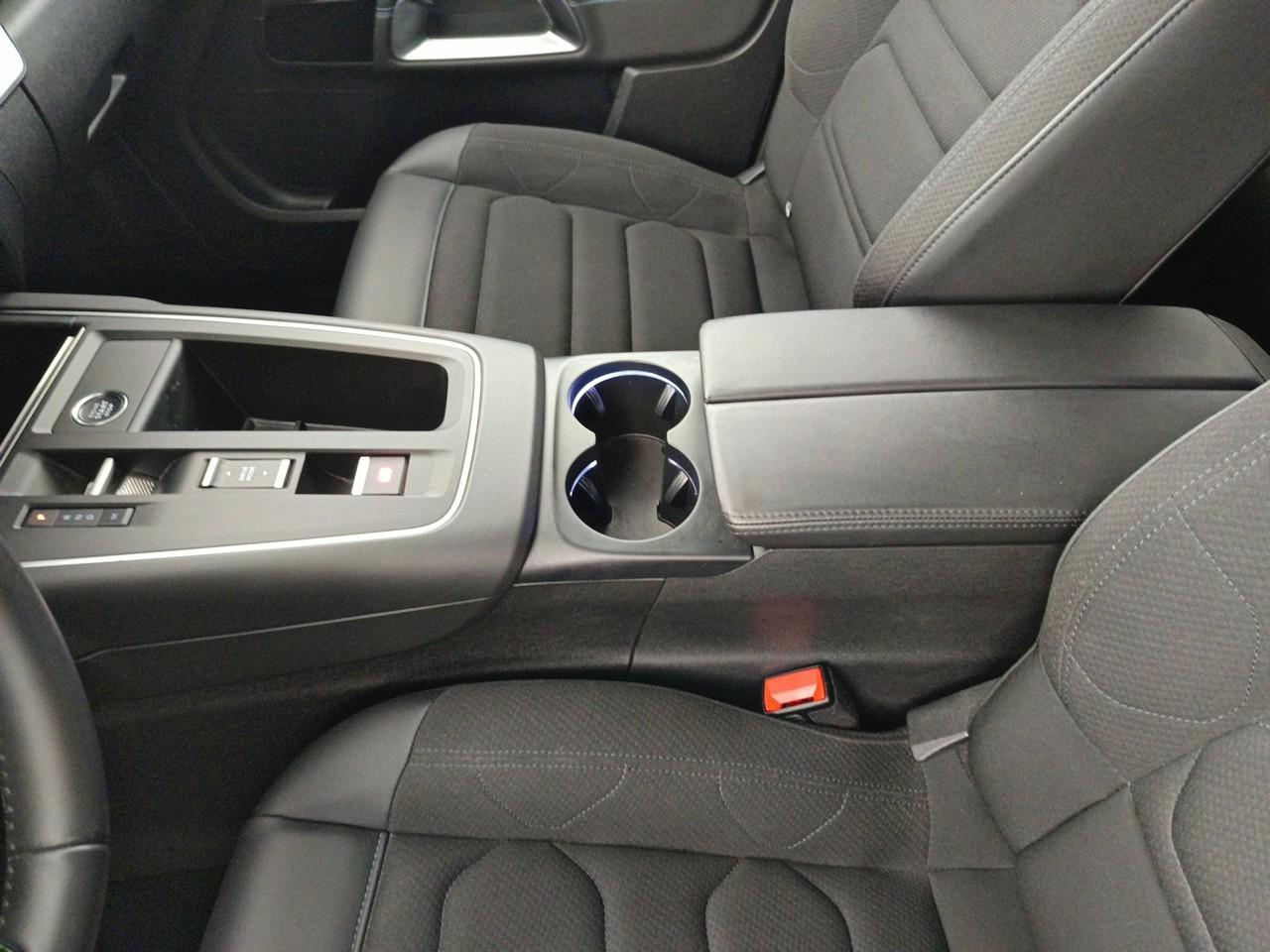 Citroën C5 Aircross puretech 130 s&s eat8 c-series — photo 33