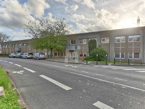 Bureaux 870 m²