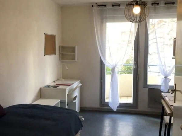 Studio 1 pièce 15 m²