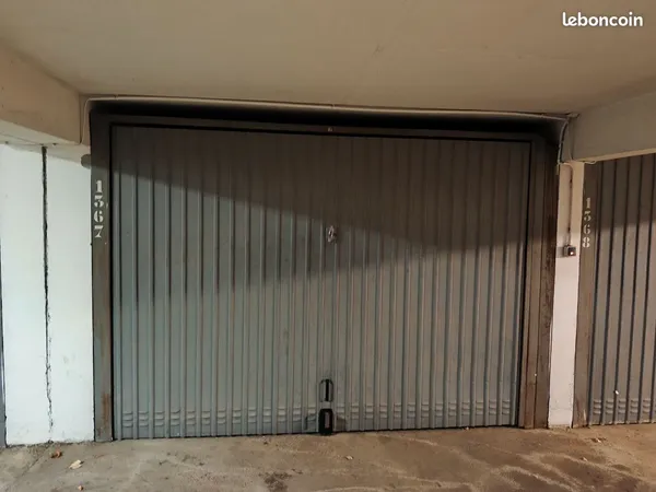 Garage / box
