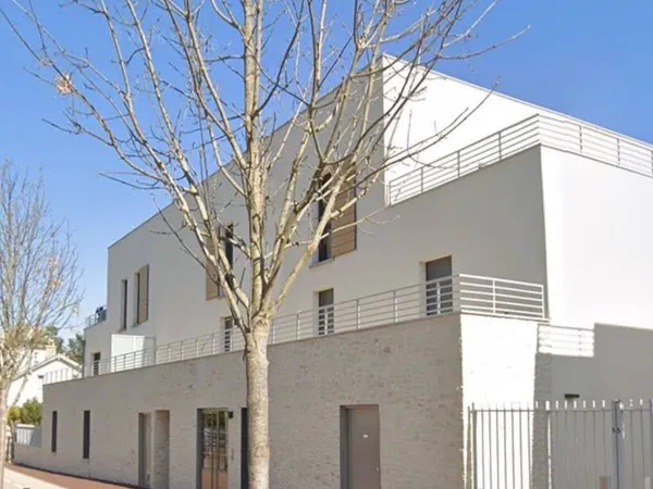 Parking 12 m²
