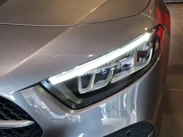 Mercedes Classe A 180 business line — photo 31