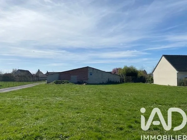 Terrain 668 m²