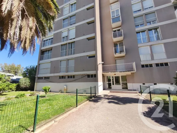 Appartement 4 pièces 80 m²