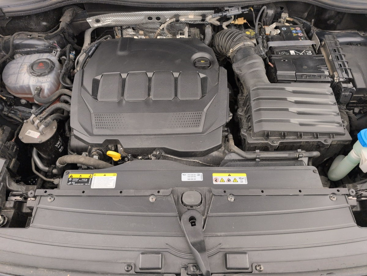 Volkswagen Tiguan — photo 21
