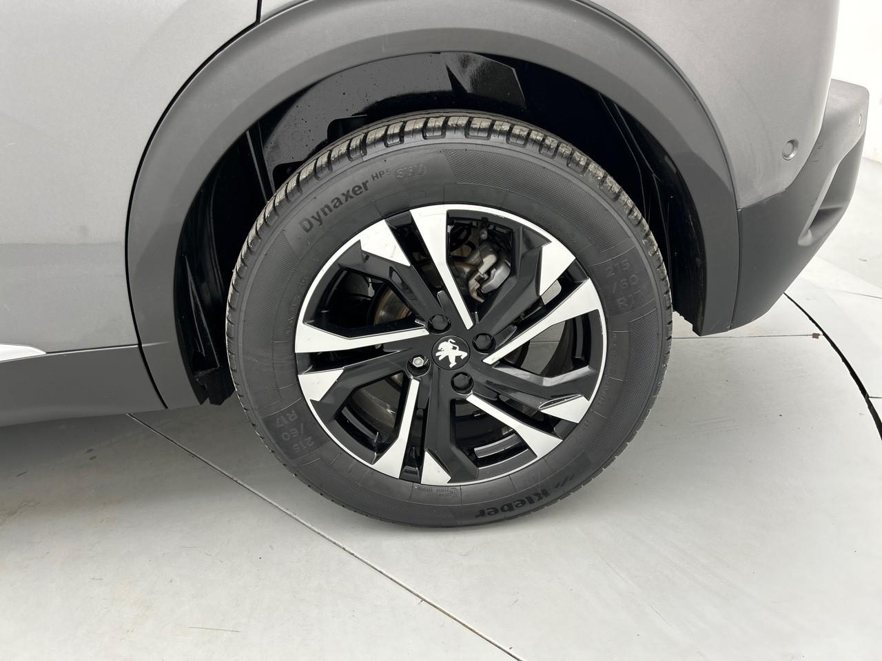 Peugeot 2008 puretech 130 s&s eat8 gt — photo 16