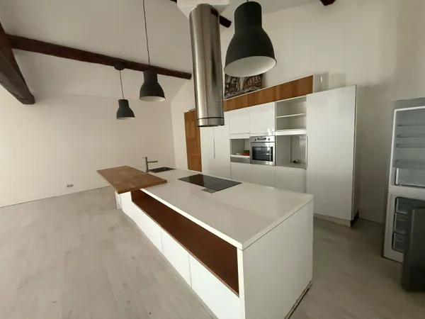 Appartement 6 pièces 107 m²