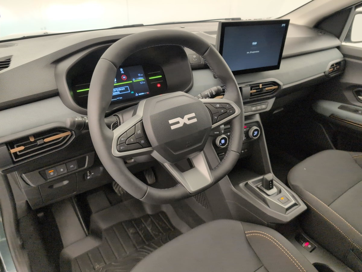 Dacia Sandero — photo 14