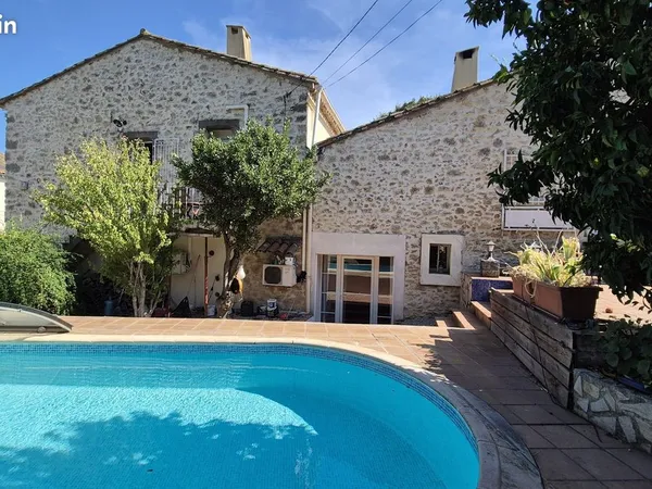 Maison 5 pièces 180 m²
