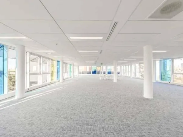 Bureaux 1345 m²