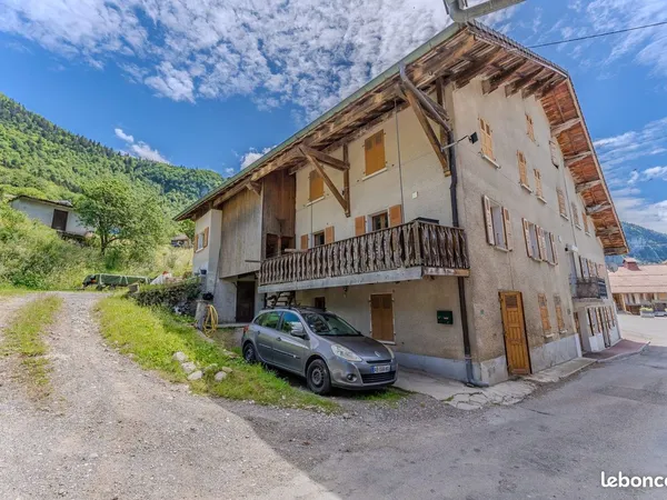 Maison 5 pièces 90 m²