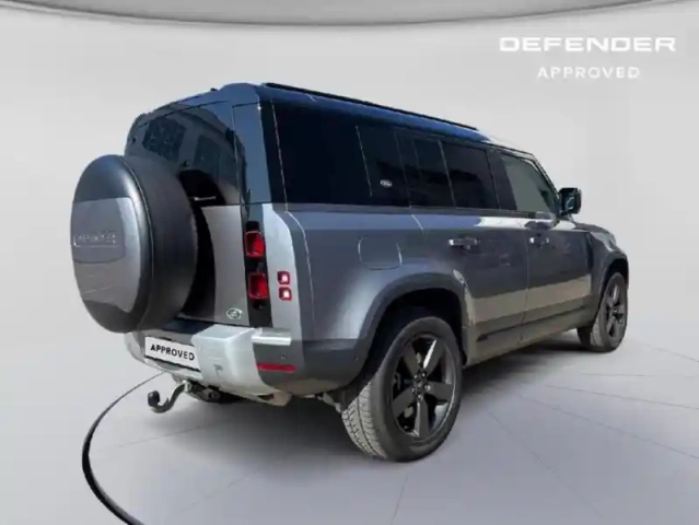 Land Rover Defender 110 2.0 p400e hse — photo 6