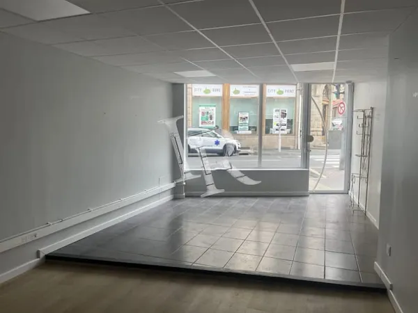 Local 45 m²