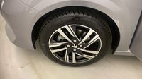 Peugeot 208 1.2 PureTech 100ch S&S Allure 118g — photo 19