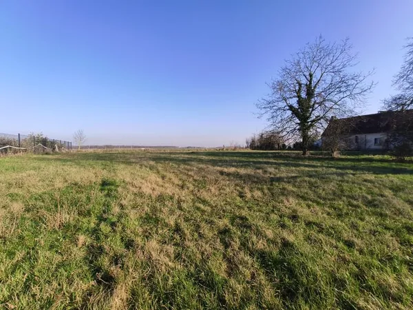 Entre Meung sur Loire et Huisseau sur Mauves