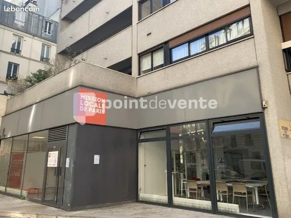 Local commercial 494 m²