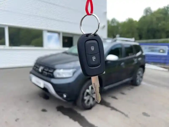 Dacia Duster blue dci 115 4x2 — photo 26