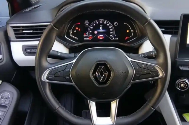 Renault Clio tce 90 - 21n — photo 19
